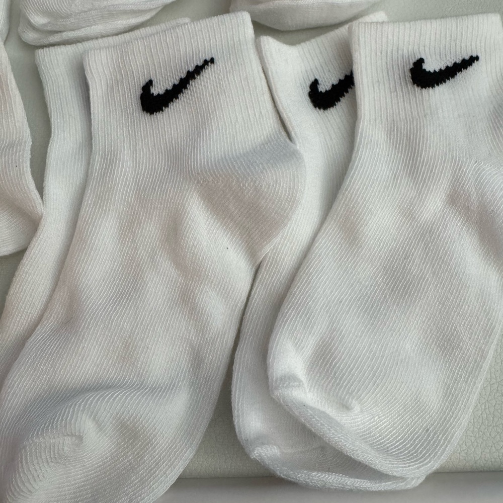 NEW Nike swoosh sock set of 6 - Picture 5 of 7